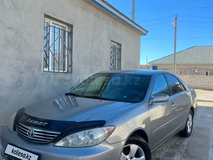 Toyota Camry 2005 года за 6 000 000 тг. в Жанаозен – фото 2