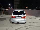 Volkswagen Sharan 1995 года за 1 200 000 тг. в Тараз – фото 3