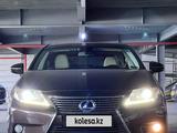 Lexus ES 300h 2013 года за 11 000 000 тг. в Алматы