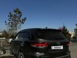 Toyota Highlander 2017 года за 15 800 000 тг. в Астана – фото 2
