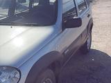 Chevrolet Niva 2013 года за 2 950 000 тг. в Актобе – фото 2
