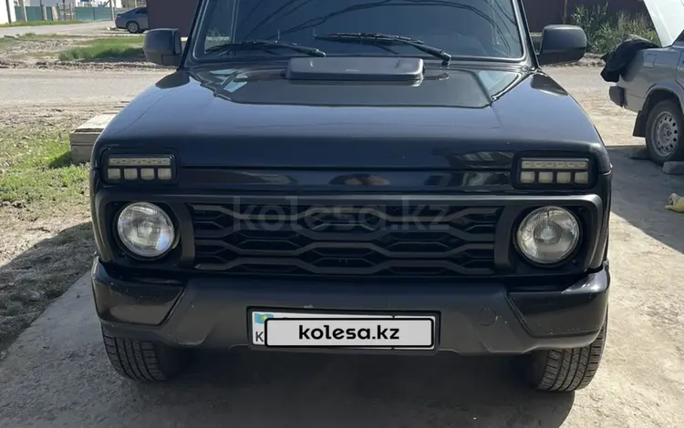 ВАЗ (Lada) Lada 2121 2016 годаүшін3 200 000 тг. в Атырау