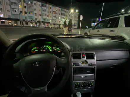 ВАЗ (Lada) Priora 2170 2012 года за 1 750 000 тг. в Астана – фото 6