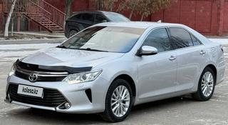 Toyota Camry 2014 года за 12 600 000 тг. в Актобе