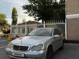 Mercedes-Benz C 230 2004 годаfor2 400 000 тг. в Кызылорда