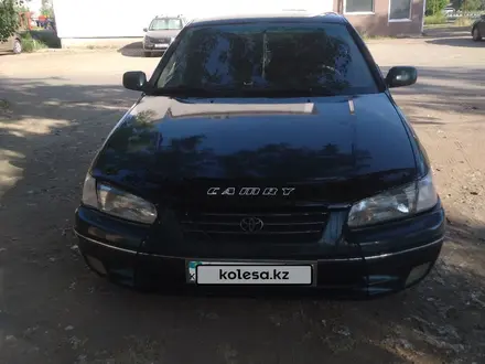 Toyota Camry 1996 года за 2 900 000 тг. в Семей