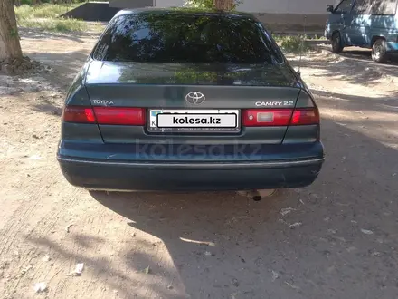 Toyota Camry 1996 года за 2 900 000 тг. в Семей – фото 4