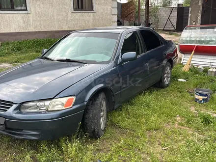 Toyota Camry 1997 года за 1 700 000 тг. в Алматы – фото 6