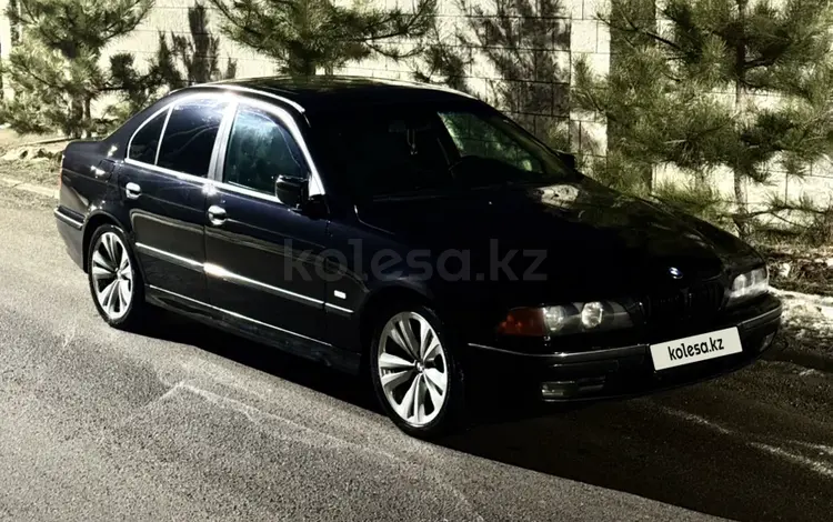 BMW 528 1999 годаfor3 399 999 тг. в Алматы