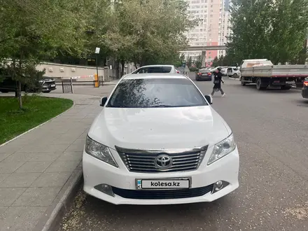 Toyota Camry 2016 года за 10 500 000 тг. в Астана