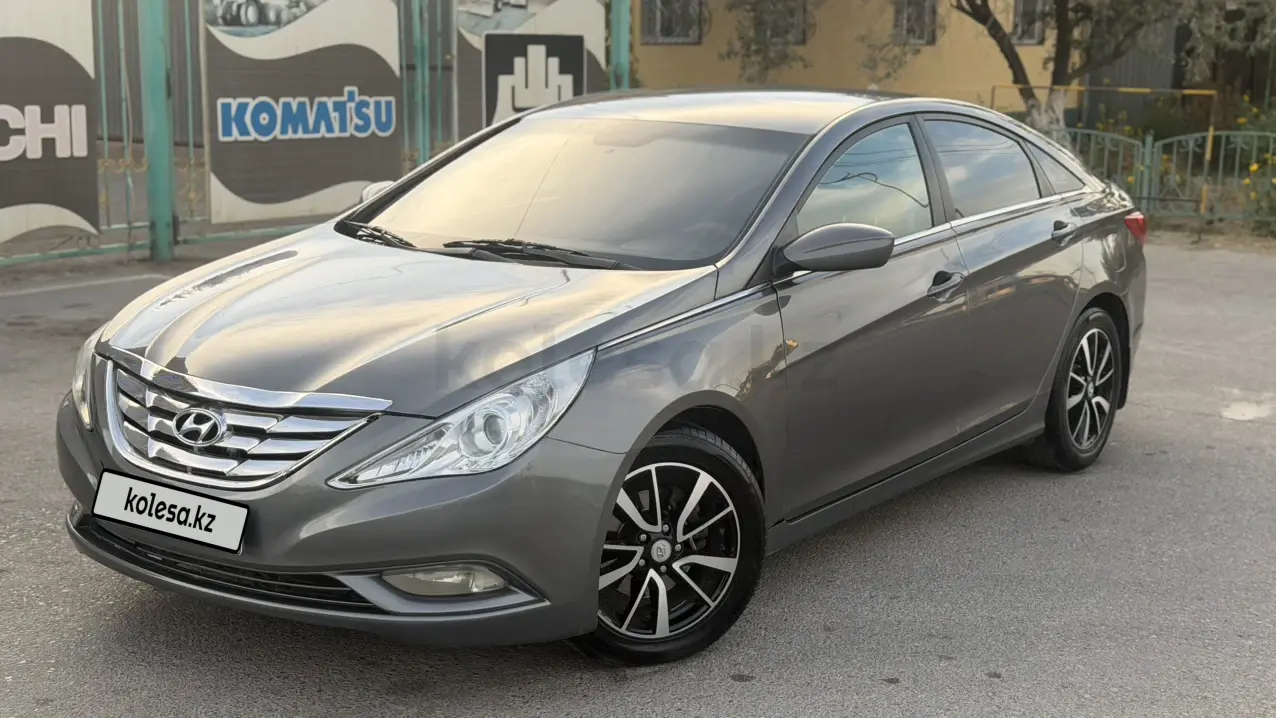 Hyundai Sonata, 2011