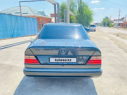 Mercedes-Benz E 230 1990 года за 1 700 000 тг. в Кызылорда – фото 10
