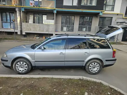 Volkswagen Passat 2002 года за 3 300 000 тг. в Алматы – фото 4