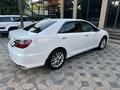 Toyota Camry 2015 года за 9 700 000 тг. в Шымкент – фото 2