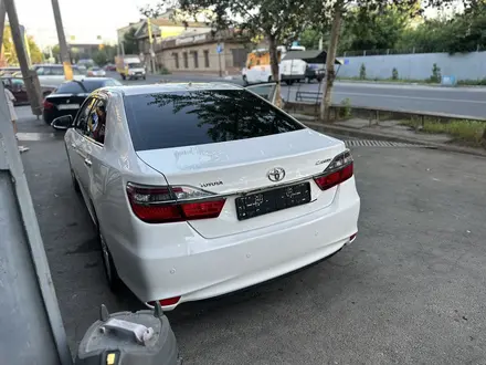 Toyota Camry 2015 года за 9 700 000 тг. в Шымкент – фото 10