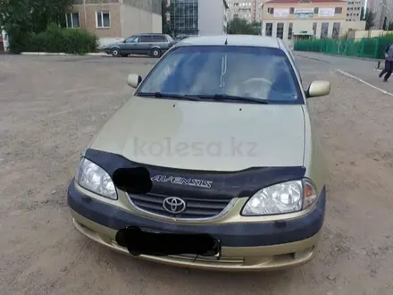 Toyota Avensis 2000 года за 1 000 000 тг. в Павлодар