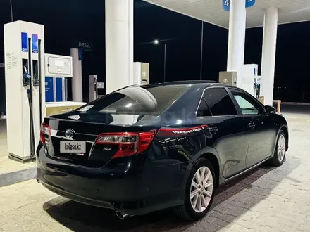 Toyota Camry 2012 года за 5 900 000 тг. в Атырау