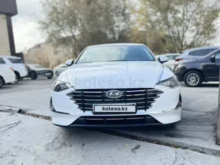 Hyundai Sonata 2021 года за 11 000 000 тг. в Шымкент – фото 11