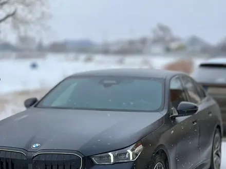 BMW 530 2023 года за 38 000 000 тг. в Астана