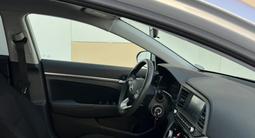 Hyundai Elantra 2018 года за 7 900 000 тг. в Актау – фото 5