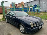 Mercedes-Benz E 200 1997 годаүшін2 300 000 тг. в Петропавловск