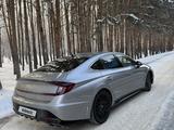 Hyundai Sonata 2021 года за 13 500 000 тг. в Петропавловск – фото 4