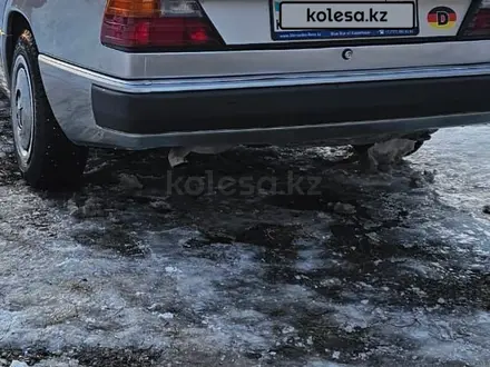 Mercedes-Benz E 230 1991 года за 2 350 000 тг. в Шымкент – фото 13