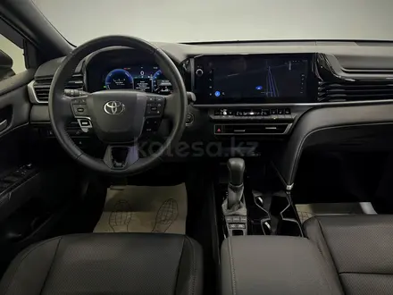 Toyota Camry Prestige 2025 года за 21 190 000 тг. в Астана – фото 9