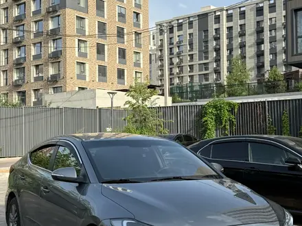 Hyundai Elantra 2018 года за 7 400 000 тг. в Алматы – фото 7
