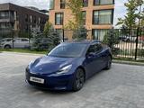 Tesla Model 3 2022 года за 18 390 000 тг. в Алматы