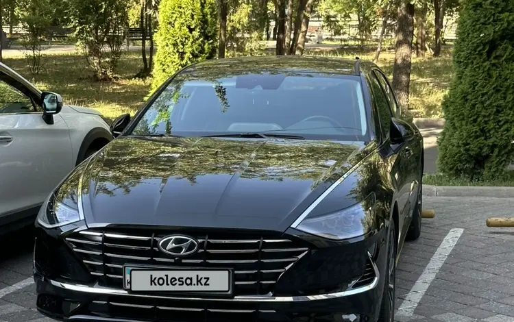 Hyundai Sonata 2023 года за 14 500 000 тг. в Алматы