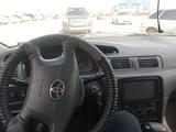 Toyota Camry 2001 годаүшін3 900 000 тг. в Актобе – фото 5