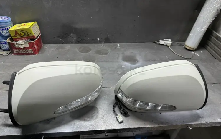 Пару оригинальных зеркал в сборе на GL, ML 164 за 75 000 тг. в Алматы
