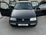 Volkswagen Golf 1993 года за 1 600 000 тг. в Сарыагаш – фото 2