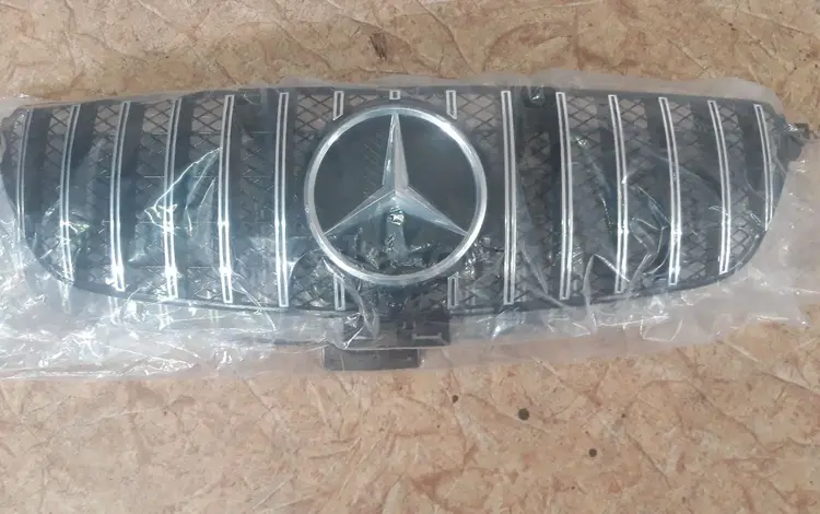 Mercedes-benz w212 рестайлинг e-class. Передние бампера в сборе. за 120 000 тг. в Алматы