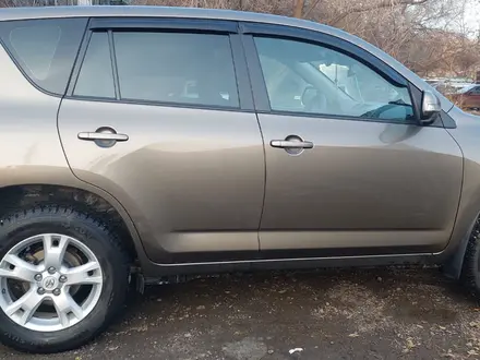 Toyota RAV4 2010 года за 9 000 000 тг. в Семей – фото 4