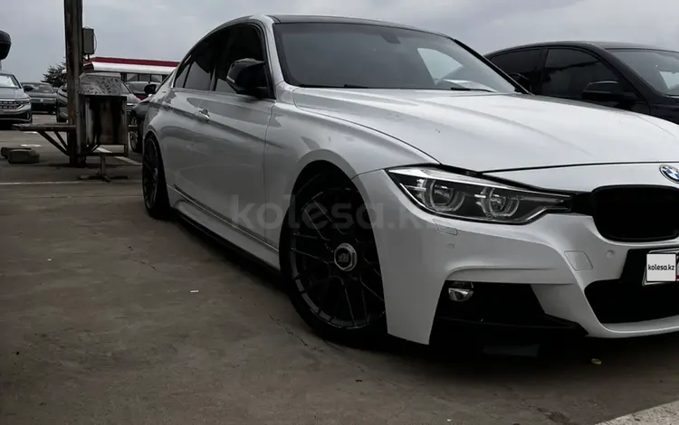 BMW 330 2016 годаүшін12 000 000 тг. в Алматы