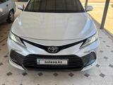 Toyota Camry 2022 года за 20 000 000 тг. в Шымкент