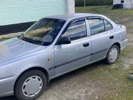 Hyundai Accent 2003 года за 2 500 000 тг. в Актобе – фото 3