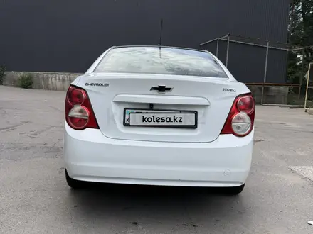 Chevrolet Aveo 2015 года за 3 100 000 тг. в Алматы – фото 4
