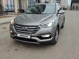 Hyundai Santa Fe 2016 годаfor10 000 000 тг. в Алматы