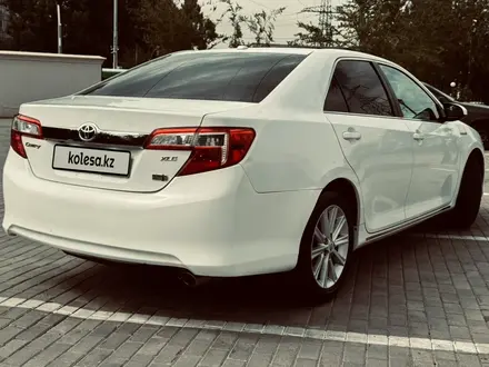 Toyota Camry 2013 года за 8 300 000 тг. в Алматы – фото 12