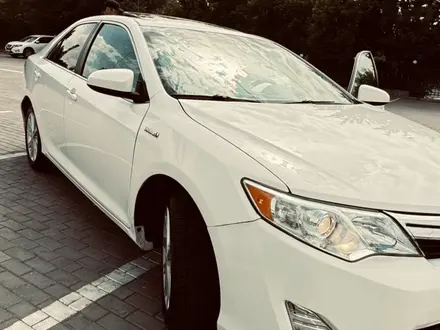 Toyota Camry 2013 года за 8 300 000 тг. в Алматы – фото 2