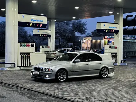 BMW 540 2003 года за 5 800 000 тг. в Алматы – фото 2