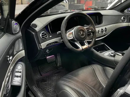 Mercedes-Benz S 63 AMG 2014 года за 31 500 000 тг. в Алматы – фото 13