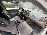 Toyota Camry 2004 года за 3 500 000 тг. в Тараз – фото 4
