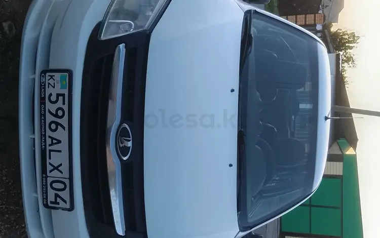 ВАЗ (Lada) Granta 2190 2015 годаүшін2 200 000 тг. в Актобе