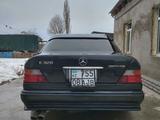 Mercedes-Benz E 320 1994 года за 2 500 000 тг. в Тараз – фото 4