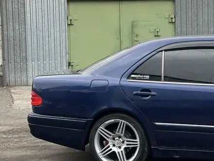 Mercedes-Benz E 230 1997 года за 2 400 000 тг. в Караганда – фото 9