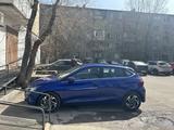 Hyundai i20 2023 года за 7 900 000 тг. в Астана – фото 3